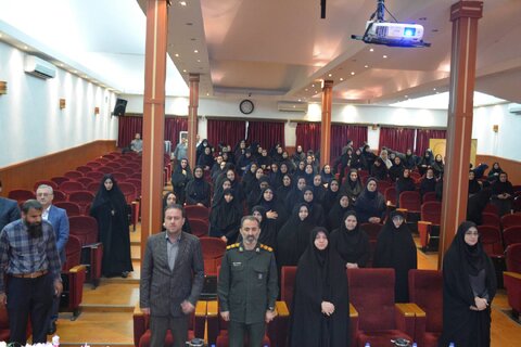 همایش بزرگ نقش زنان کارمند در منظومه فکری مقام معظم رهبری در اداره کل بهزیستی مازندران برگزار شد