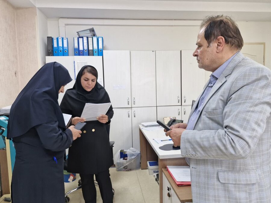 دیدار مدیر بهزیستی شهرستان کرج با بانک های عامل دیدار مدیر بهزیستی شهرستان کرج با بانک های عامل