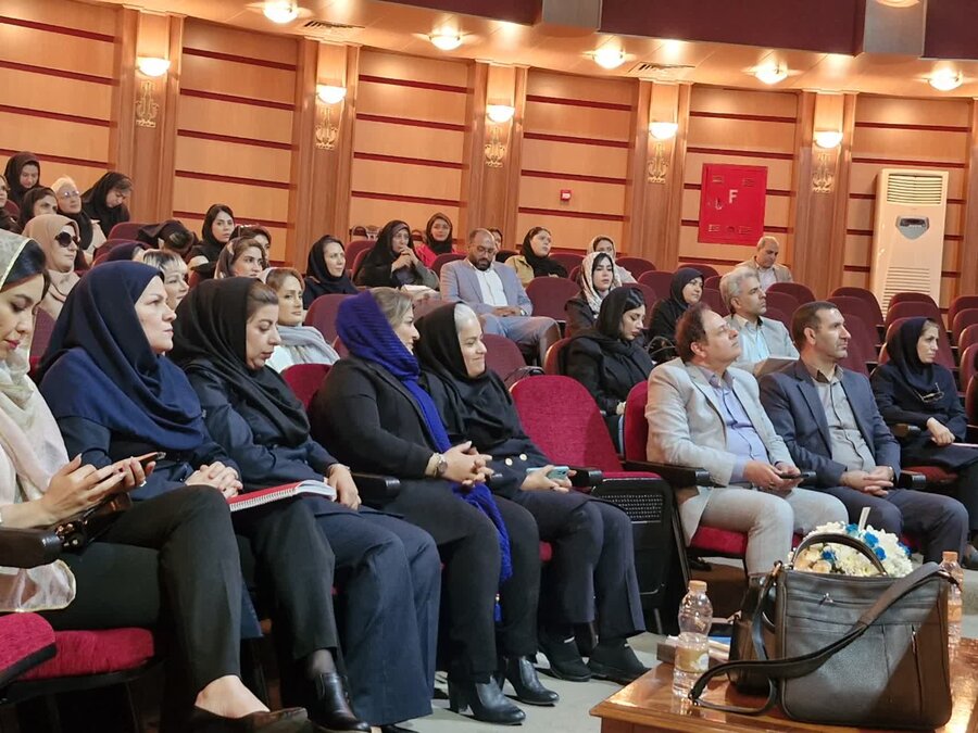 همایش علمی اهمیت سلامت روان در محیط کار همایش علمی اهمیت سلامت روان در محیط کار