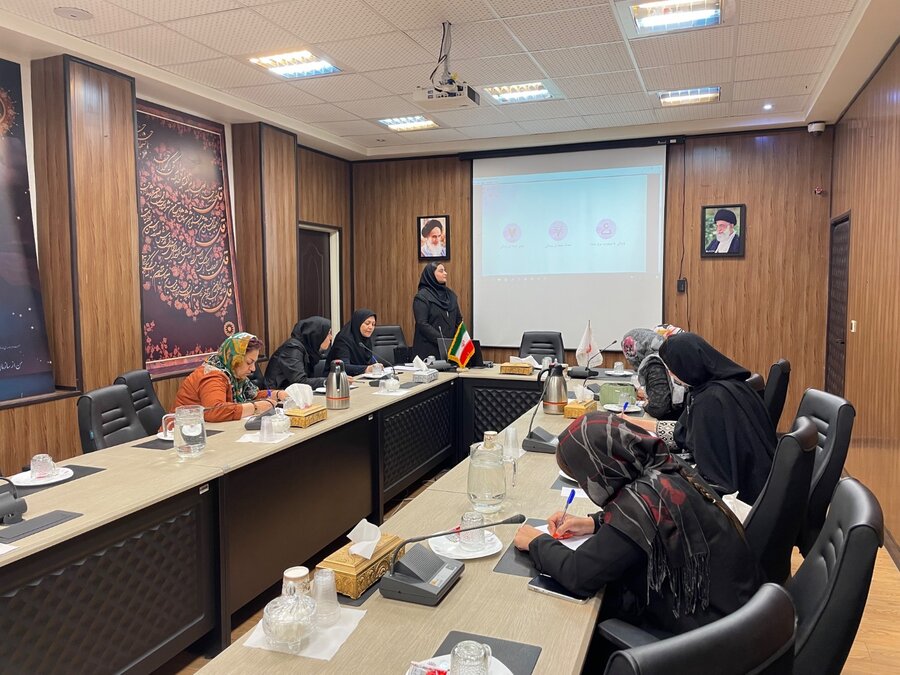 شمیرانات | برگزاری کارگاه آموزشی آشنایی با قوانین کسب و کار ویژه زنان سرپرست خانوار شمیرانات | برگزاری کارگاه آموزشی آشنایی با قوانین کسب و کار ویژه زنان سرپرست خانوار