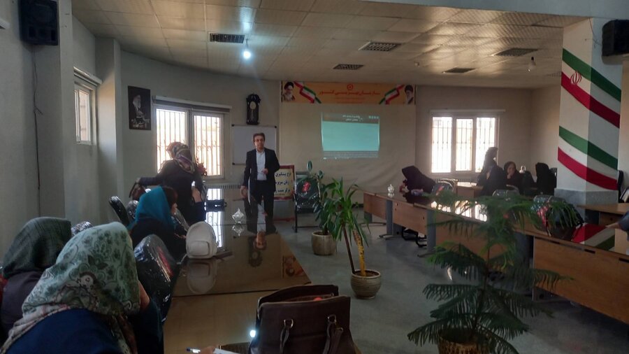 فیروزکوه | برگزاری کارگاه پیشگیری از معلولیت ها ویژه ی زنان سرپرست خانوار فیروزکوه | برگزاری کارگاه پیشگیری از معلولیت ها ویژه ی زنان سرپرست خانوار