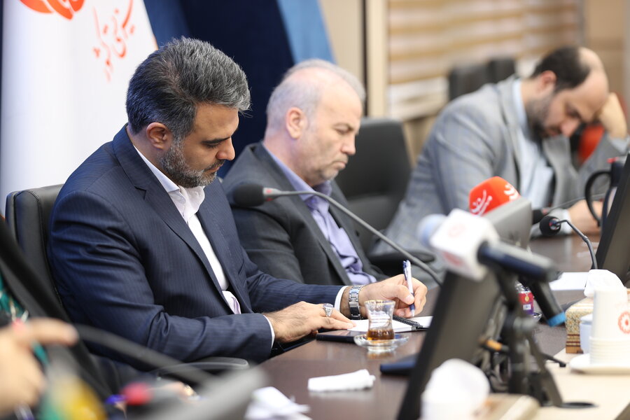 جلسه رویکرد خانواده محوری در ساماندهی کودکان فاقد سرپرست موثر جلسه رویکرد خانواده محوری در ساماندهی کودکان فاقد سرپرست موثر