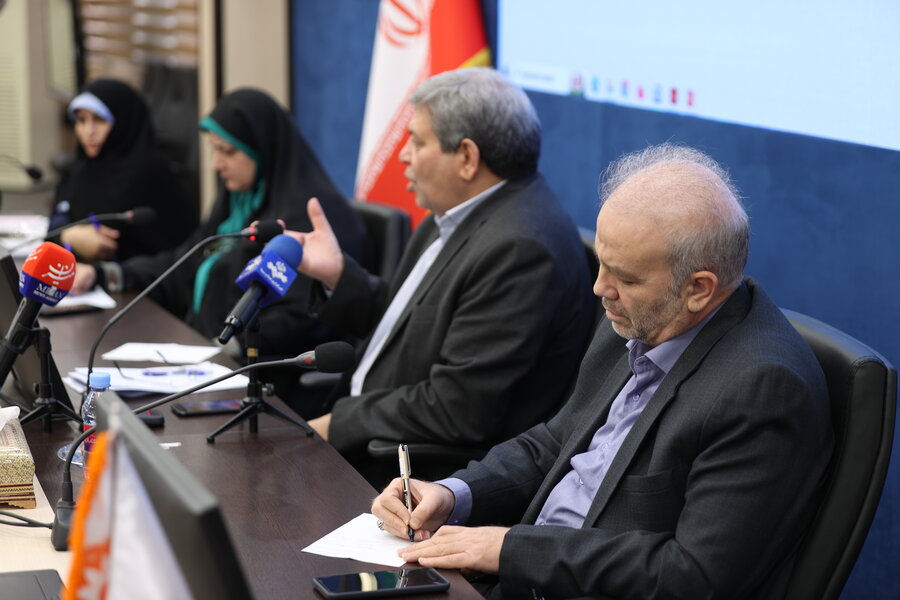 جلسه رویکرد خانواده محوری در ساماندهی کودکان فاقد سرپرست موثر جلسه رویکرد خانواده محوری در ساماندهی کودکان فاقد سرپرست موثر