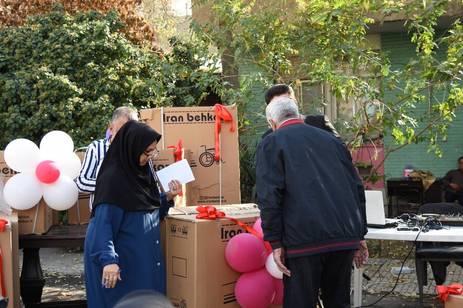 تحویل تجهیزات توانبخشی؛ پایان انتظار مددجویان تا پایان سال