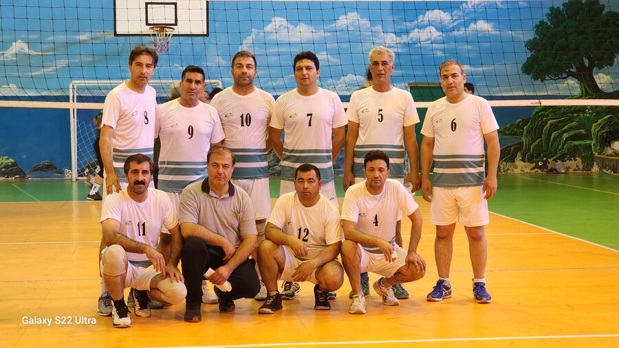 کسب مقام دوم تیم والیبال مردان کارکنان بهزیستی استان