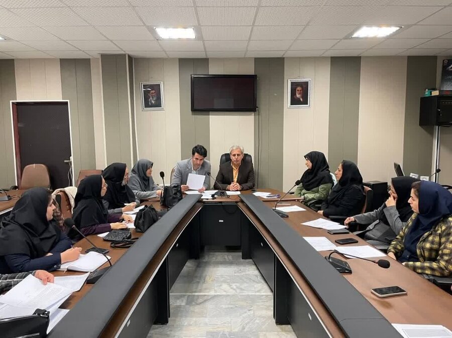 قروه | جلسه هماهنگی برقراری کمک هزینه معیشت ماده ۲۷