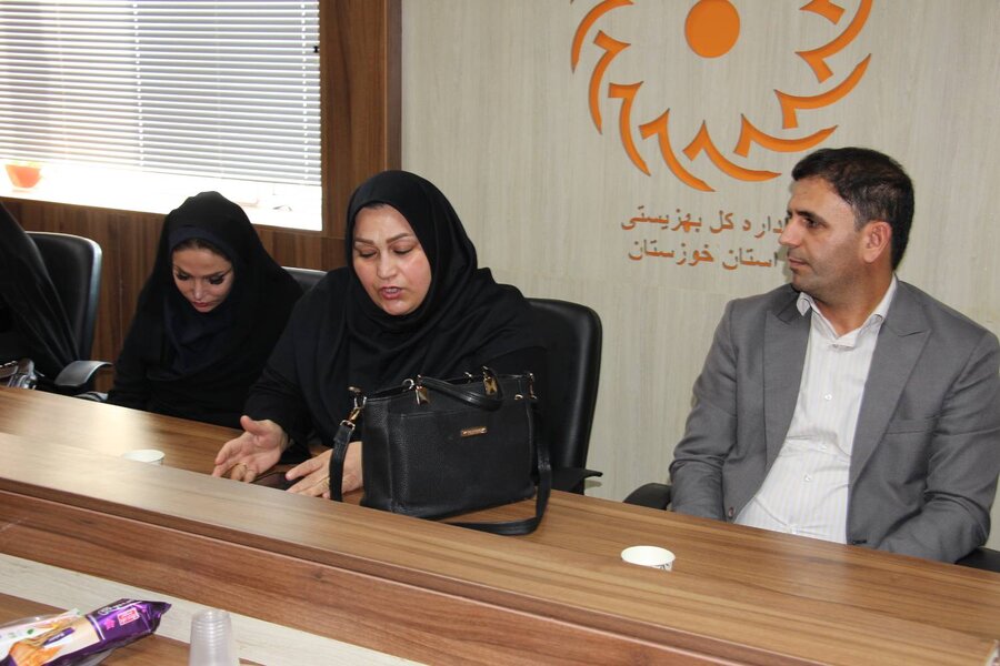 نشست با کار آفرینان نشست با کار آفرینان