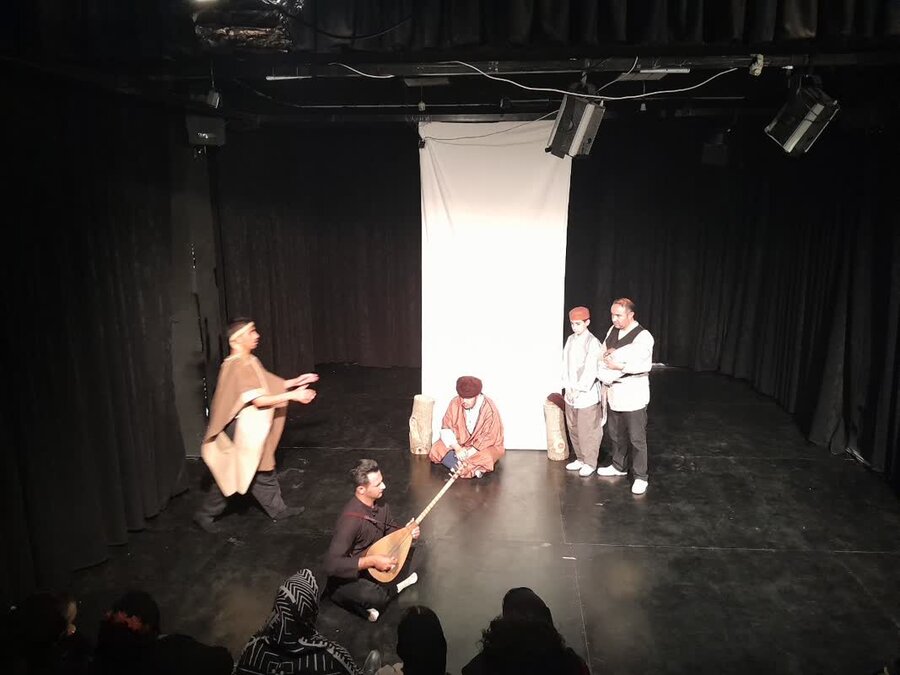 آغاز بازبینی گروه های تئاتر برای شرکت در جشنواره تئاتر افراد دارای معلولیت (طلوع)