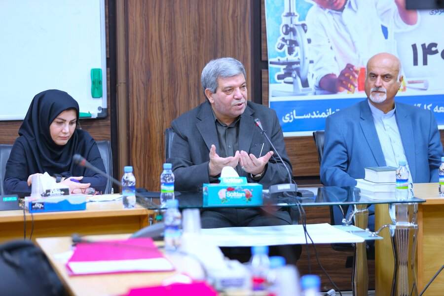 اولین کارگاه آموزشی استعداد یابی و توسعه مهارت های نوجوانان 13 تا 18 سال جامعه هدف سازمان بهزیستی کشور اولین کارگاه آموزشی استعداد یابی و توسعه مهارت های نوجوانان 13 تا 18 سال جامعه هدف سازمان بهزیستی کشور