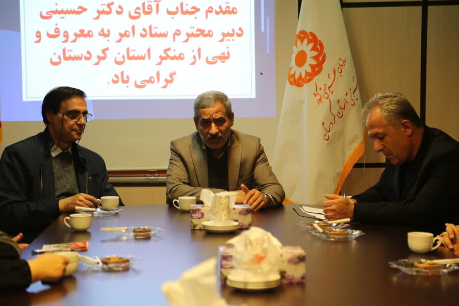 فرهنگ به گروگان سیاست در آمده است