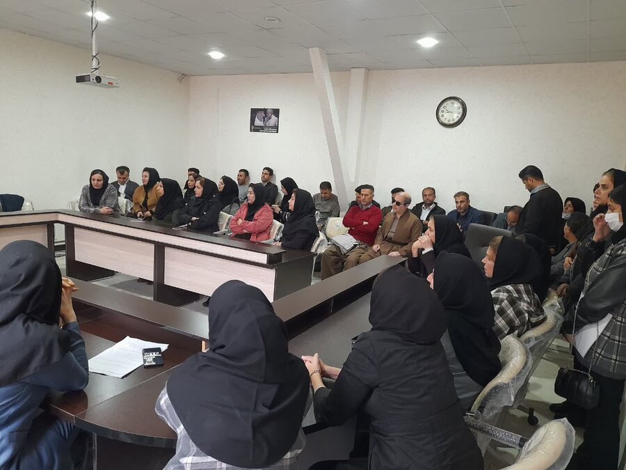 مریوان | کارگاه آموزشی آگاهسازی و پیشگیری از بیماری رفتاری