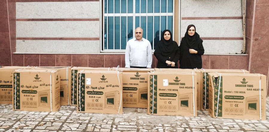 آمل| اهدا ۱۰ دستگاه بخاری گازی به جامعه هدف بهزیستی در شهرستان آمل 
