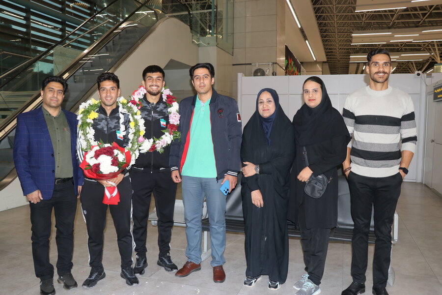 مراسم استقبال از اعضای تیم ملی فوتبال 7 نفره ایران برگزار شد مراسم استقبال از اعضای تیم ملی فوتبال 7 نفره ایران برگزار شد