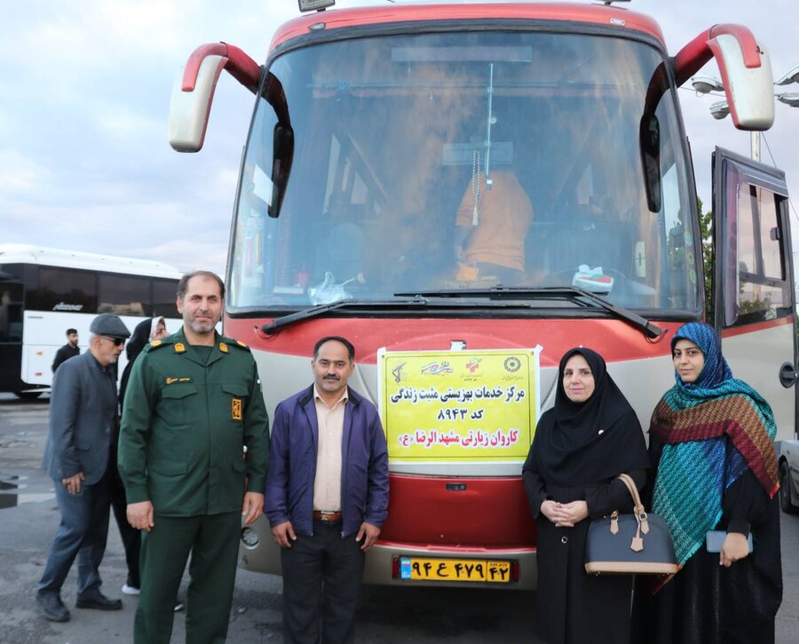 آمل| ۴۴ نفر از مددجویان بهزیستی شهرستان آمل به مشهد مقدس اعزام شدند