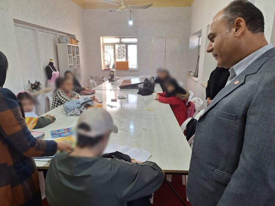 گناوه| بازدید رئیس اداره بهزیستی شهرستان گناوه از مراکز توانبخشی معلولین به مناسبت هفته افراد دارای معلولیت