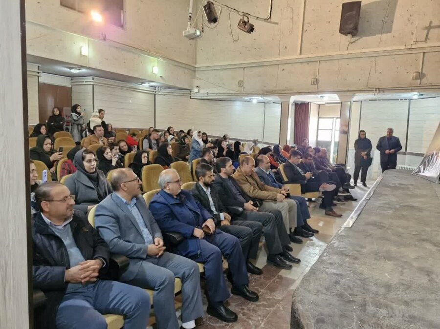 دهگلان | مراسم جشن روز جهانی معلولین