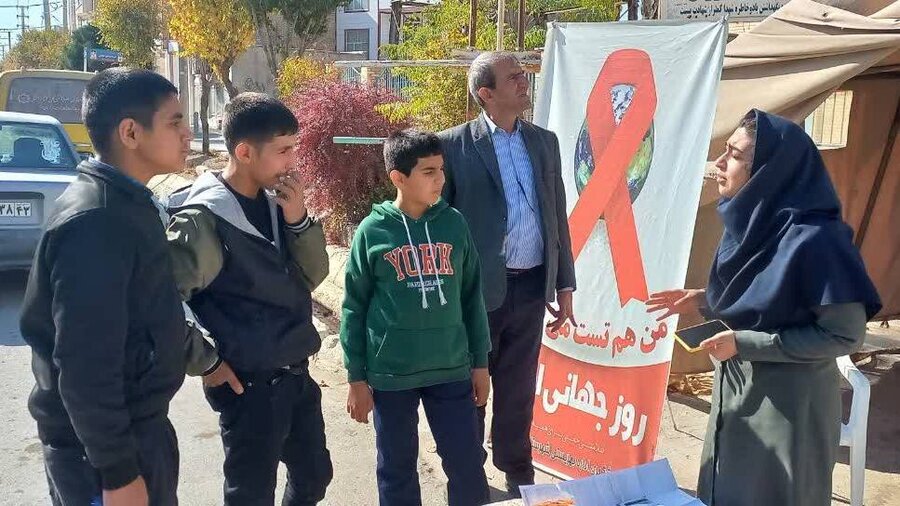 من هم تست اچ ای وی میدهم