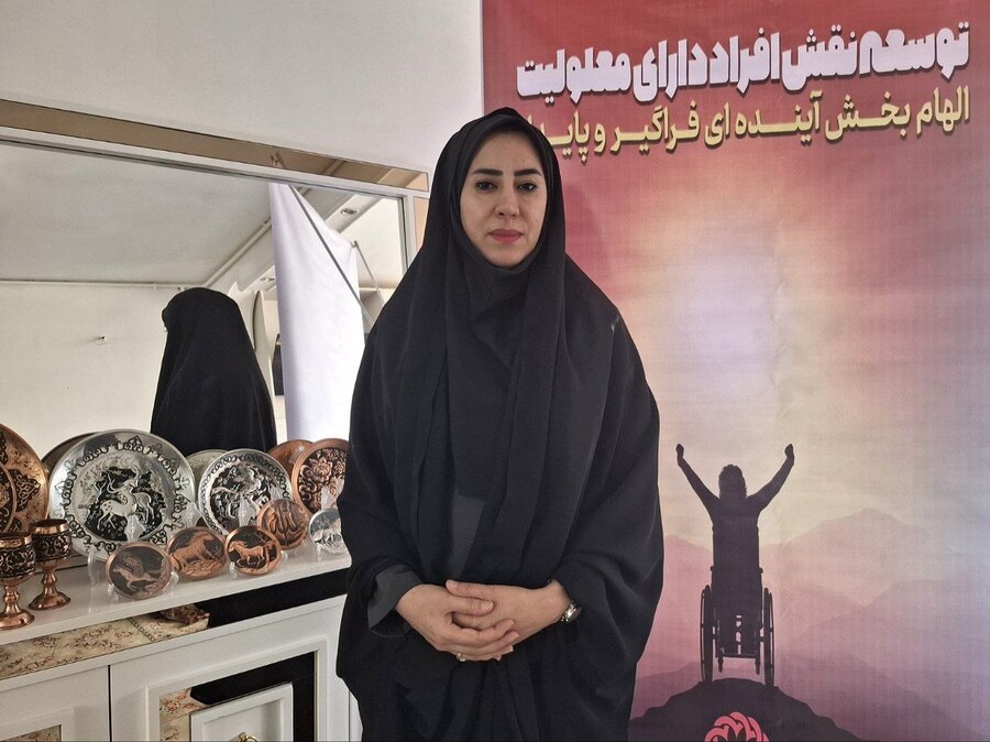 زنی از جنس اراده در چهارباغ/ معلولیت شرمسار هنر شد زنی از جنس اراده در چهارباغ/ معلولیت شرمسار هنر شد