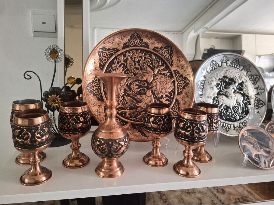 زنی از جنس اراده در چهارباغ/ معلولیت شرمسار هنر شد زنی از جنس اراده در چهارباغ/ معلولیت شرمسار هنر شد