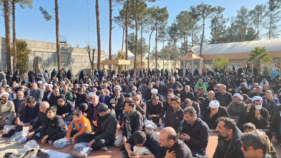 رباط کریم | حضور خانواده بهزیستی در مراسم عزاداری حضرت فاطمه الزهرا (س) رباط کریم | حضور خانواده بهزیستی در مراسم عزاداری حضرت فاطمه الزهرا (س)