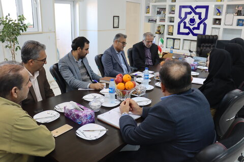 نشست مشترک مدیرکل بهزیستی استان با مدیرکل بیمه سلامت بوشهر