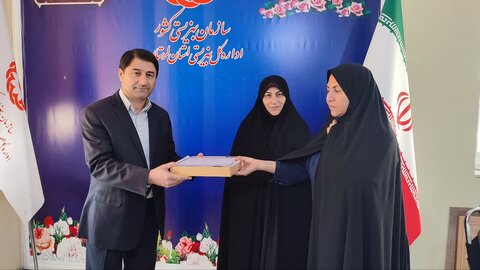 🔸لرستان[] مراسم تقدیر از مادران محجبه و نمازگزار در اداره کل بهزیستی لرستان
