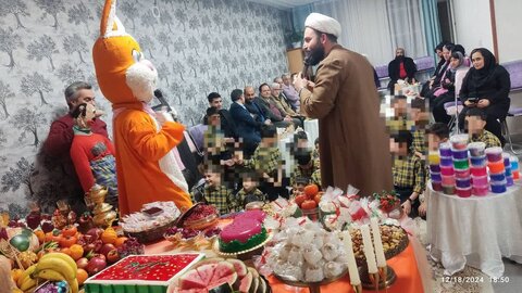 برپایی جشن میلاد یگانه بانوی دو عالم و یلدای صمیمانه در شهرستان کرج