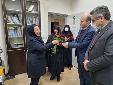 گزارش تصویری | تجلیل از بانوان شاغل در اداره کل بهزیستی گیلان