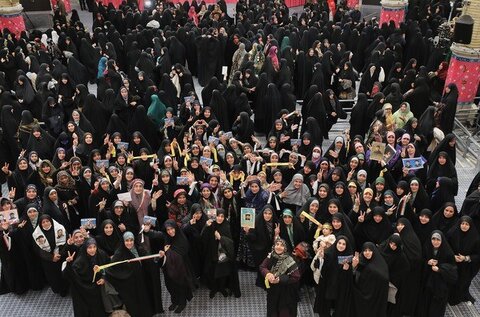 گزارش تصویری ا دیداربانوان سرپرست خانوار موفق استان ا در برنامه ملاقات با مقام معظم رهبری