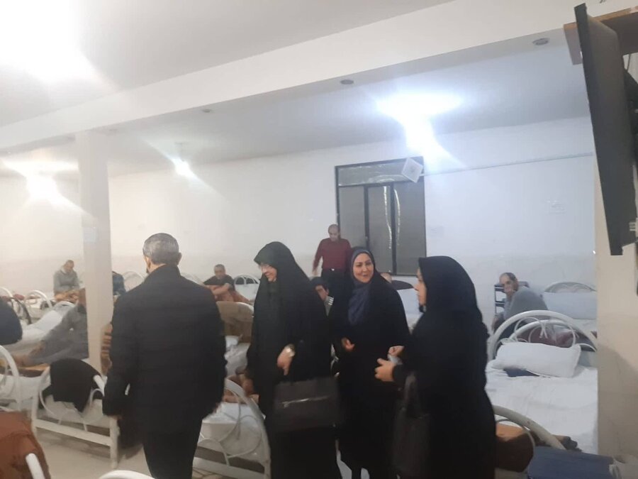 شهریار | بازدید شبانه رئیس و جمعی از مسئولین بهزیستی شهرستان از مرکز توانبخشی و نگهداری بیماران روانی مزمن هدایت ویژه آقایان شهریار | بازدید شبانه رئیس و جمعی از مسئولین بهزیستی شهرستان از مرکز توانبخشی و نگهداری بیماران روانی مزمن هدایت ویژه آقایان