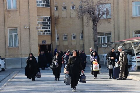 گزارش تصویری ا اعزام  تعداد ۸۸ نفر از افراد دارای معلولیت و  مددجویان تحت پوشش بهزیستی استان به سفر زیارتی کربلای معلی و نجف اشرف مشرف