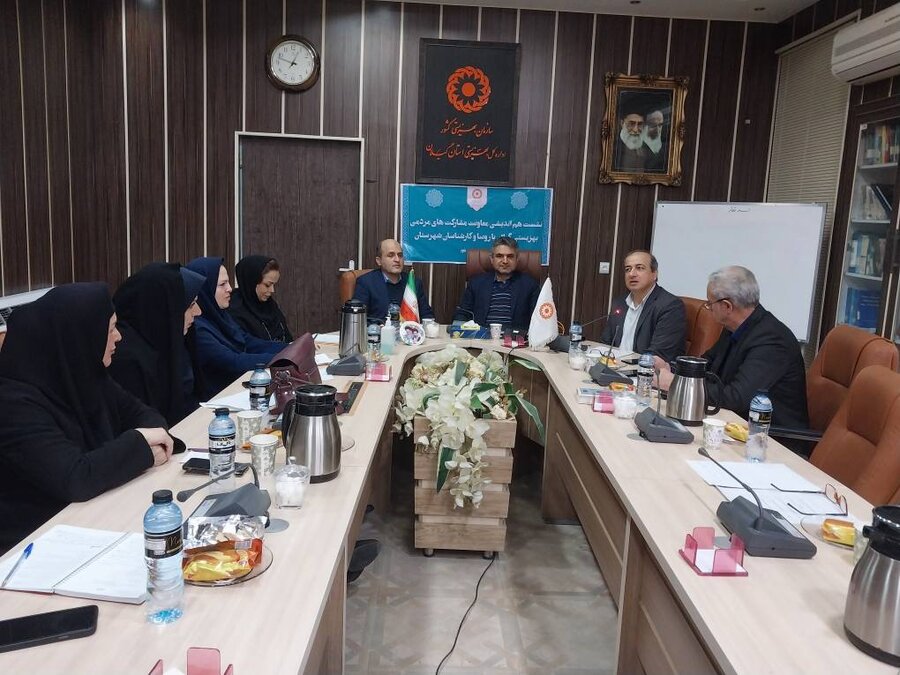 در نشست هم اندیشی حوزه مشارکت های مردمی بهزیستی گیلان؛ در نشست هم اندیشی حوزه مشارکت های مردمی بهزیستی گیلان؛