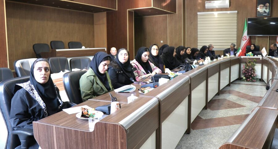 حضور کارشناسان و مددکاران بهزیستی آذربایجان غربی در وبینار آموزشی شیوهنامه طبقهبندی عملکرد در سازمان بهزیستی کشور