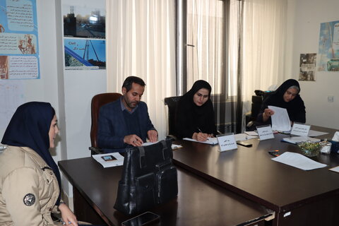 گزارش تصویری ا مصاحبه تخصصی کارشناسان اورژانس اجتماعی شهرستان های زرندیه ، خنداب و محلات