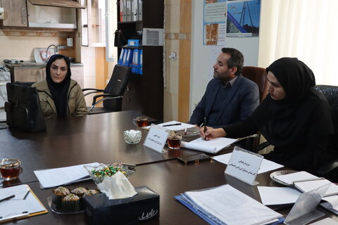 گزارش تصویری ا مصاحبه تخصصی کارشناسان اورژانس اجتماعی شهرستان های زرندیه ، خنداب و محلات