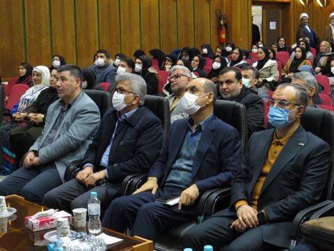 همایش تجلیل از (داوطلبان) سفیران سلامت گیلان برگزار شد