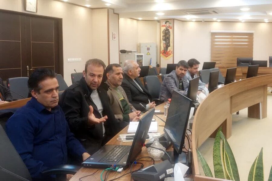 آران و بیدگل| بررسی روند مناسب‌سازی اماکن و معابر عمومی شهرستان