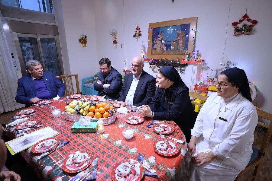 بازدید از مرکز سالمندان حضرت مریم (ص)