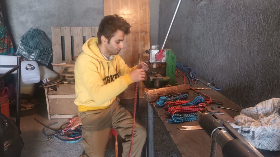 بیجار | نظارت تسهیلگران طرح توانبخشی مبتنی بر جامعه بر طرحهای اشتغالزایی