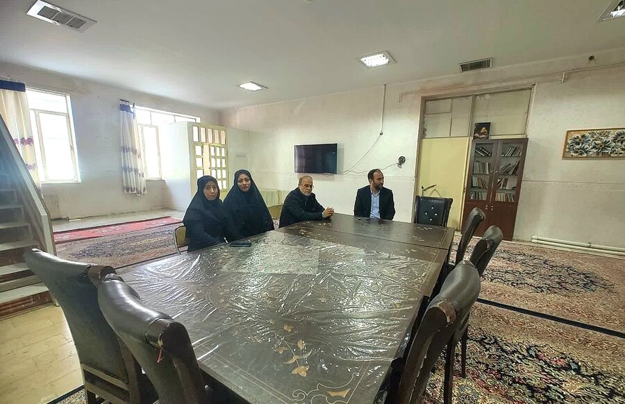 بازدید مدیرکل از اورژانس اجتماعی بازدید مدیرکل از اورژانس اجتماعی