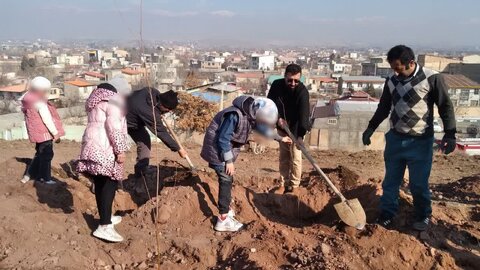 پویش سراسری نهالکاری بنام پدر با حضور فرزندان