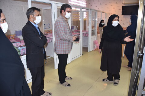 بازدید شیرخوارگاه