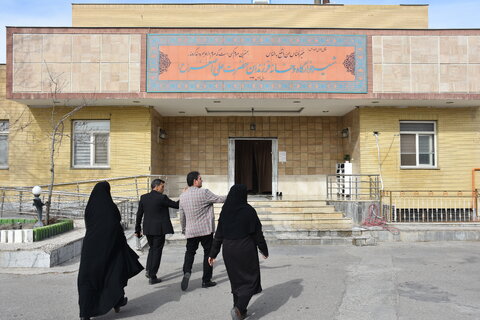 بازدید شیرخوارگاه