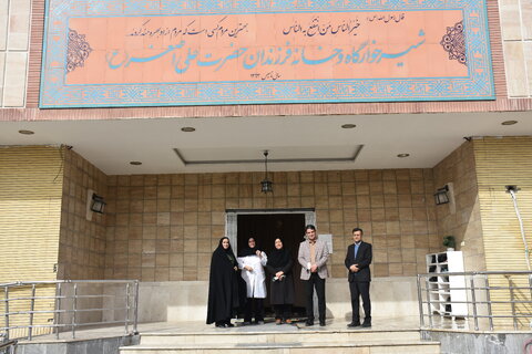 بازدید شیرخوارگاه