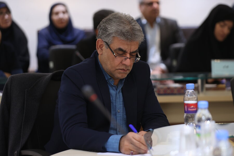 نشست سراسری علمی کاربردی معاونین سلامت اجتماعی و روسای ادارات