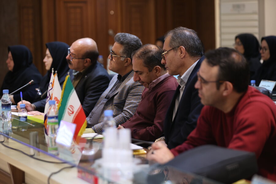 نشست سراسری علمی کاربردی معاونین سلامت اجتماعی و روسای ادارات