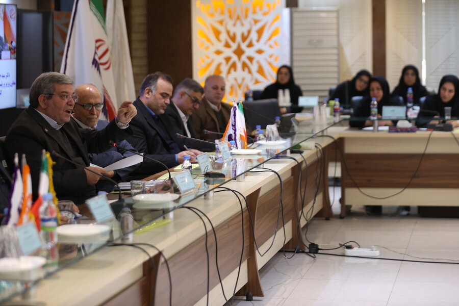 نشست سراسری علمی کاربردی معاونین سلامت اجتماعی و روسای ادارات