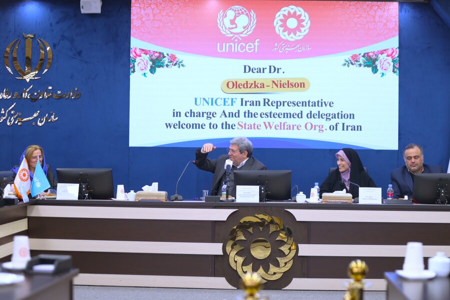 Sharing and transferring experiences and skills between SWO & UNICEF Sharing and transferring experiences and skills between SWO & UNICEF