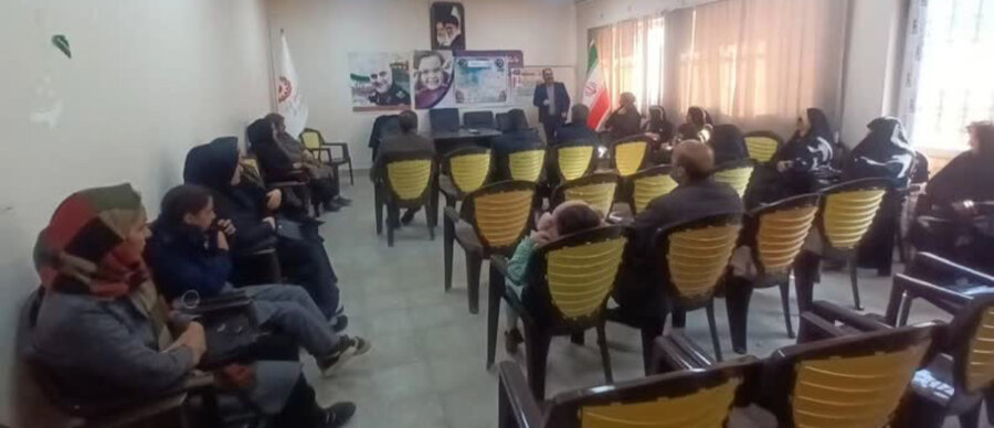 اشتهارد | برگزاری دوره آموزشى پيشگيرى از معلوليت هاى دوران سالمندى اشتهارد | برگزاری دوره آموزشى پيشگيرى از معلوليت هاى دوران سالمندى