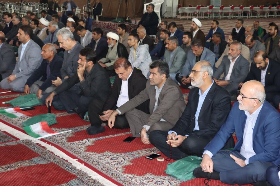 گزارش تصویری|حضور کارکنان بهزیستی خوزستان در مراسم تجدید میثاق با آرمانهای انقلاب اسلامی گزارش تصویری|حضور کارکنان بهزیستی خوزستان در مراسم تجدید میثاق با آرمانهای انقلاب اسلامی